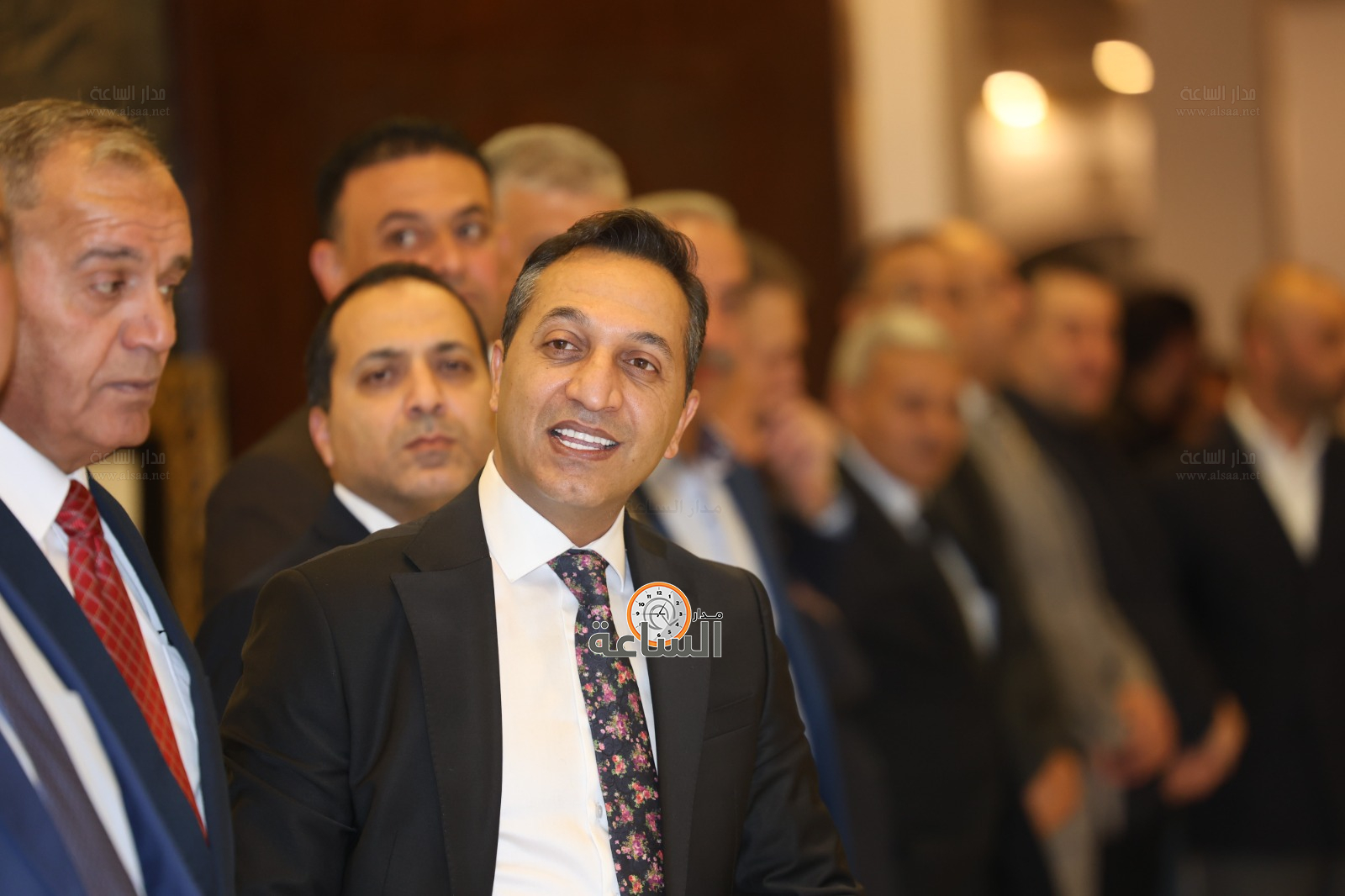 Madar Al-Saa Images 0.3823424349674167