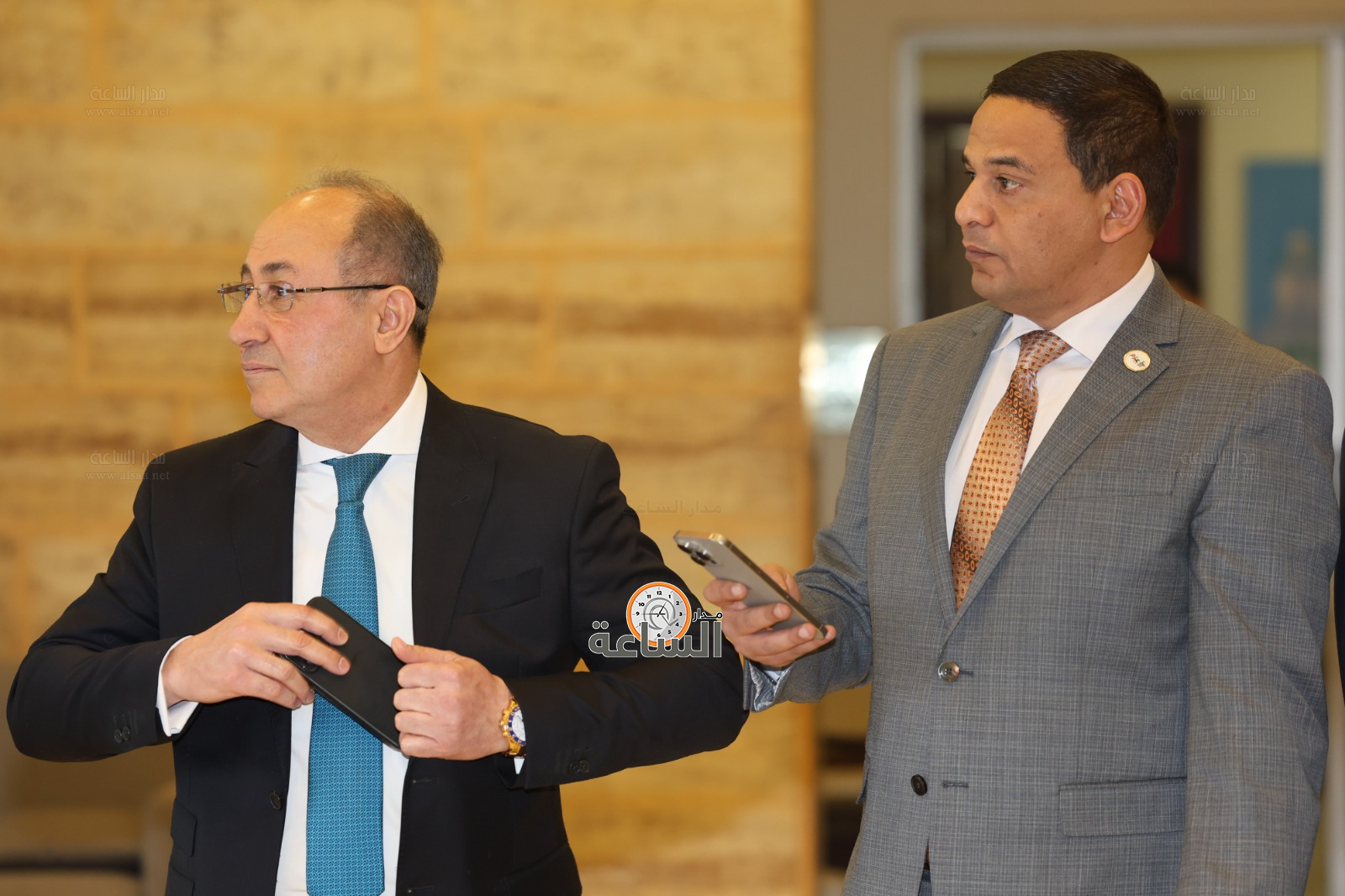 Madar Al-Saa Images 0.9537612692626778