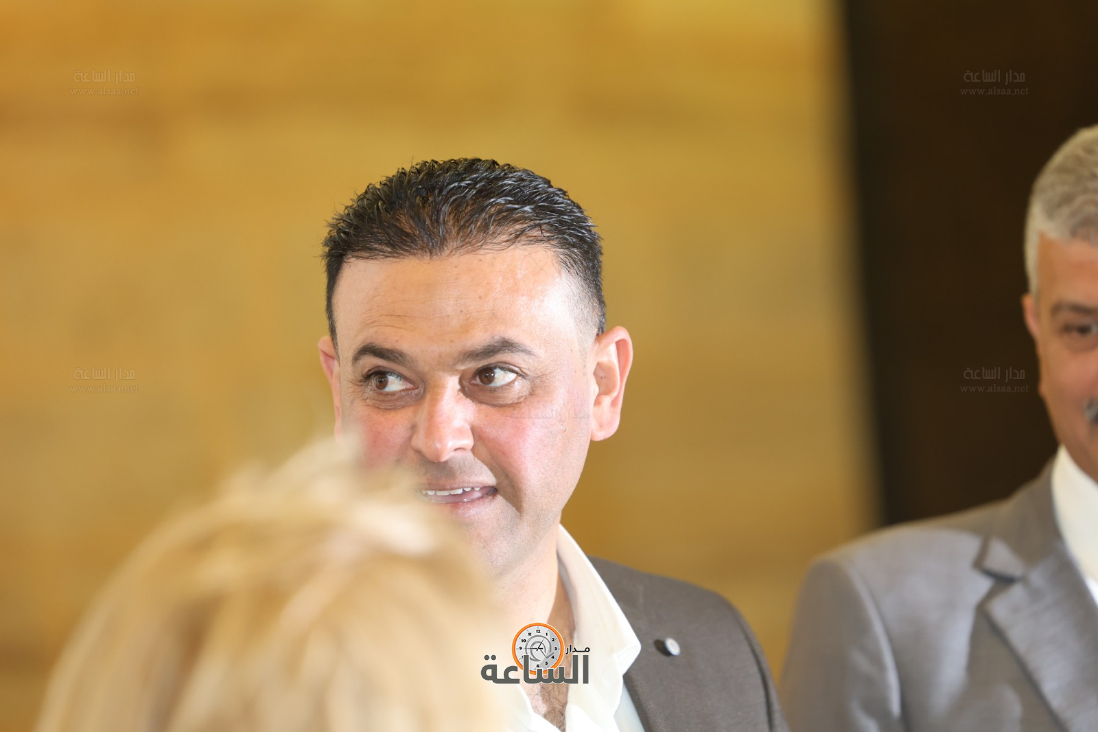 Madar Al-Saa Images 0.9189453933071243