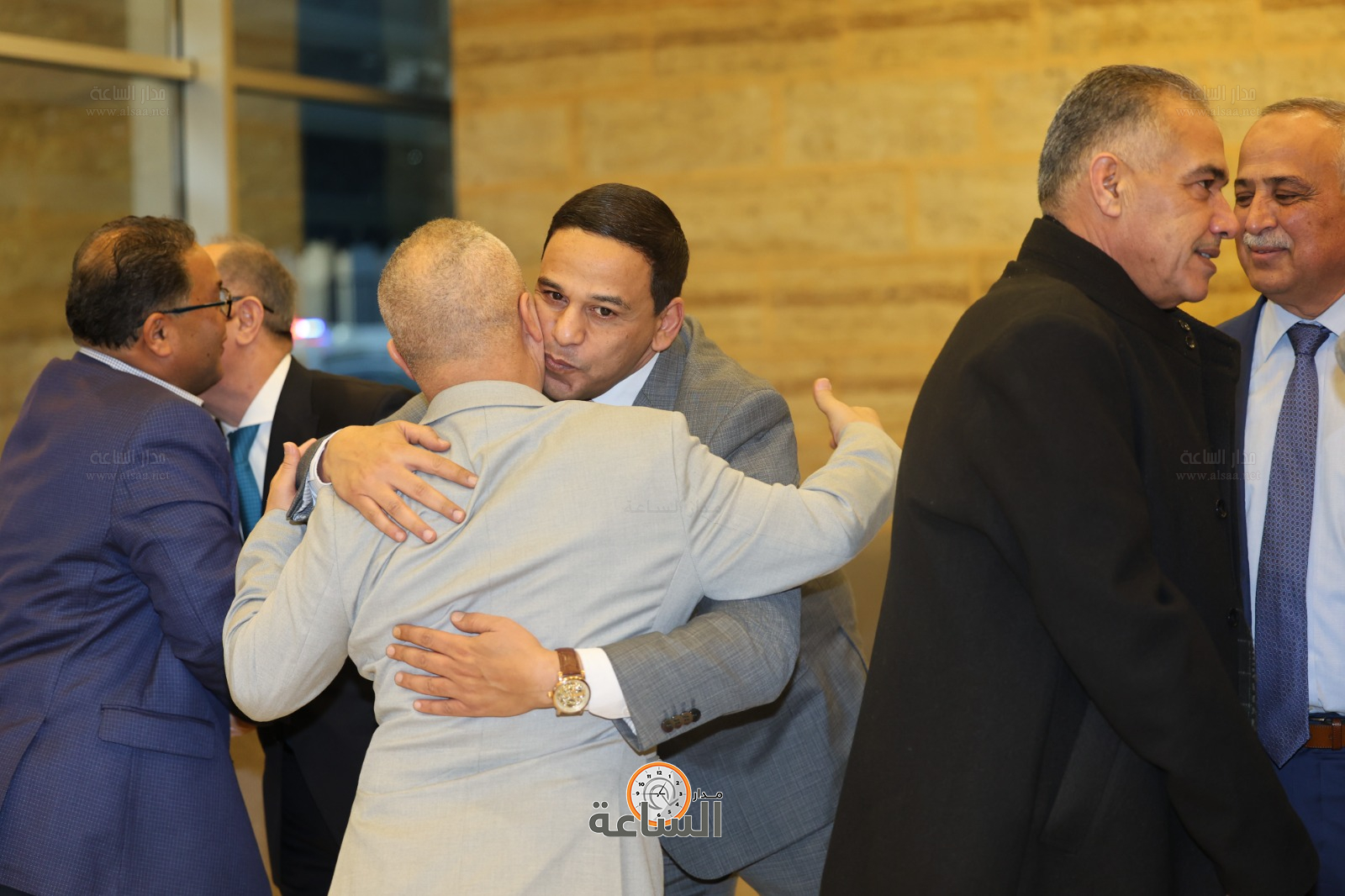 Madar Al-Saa Images 0.19099281526278244