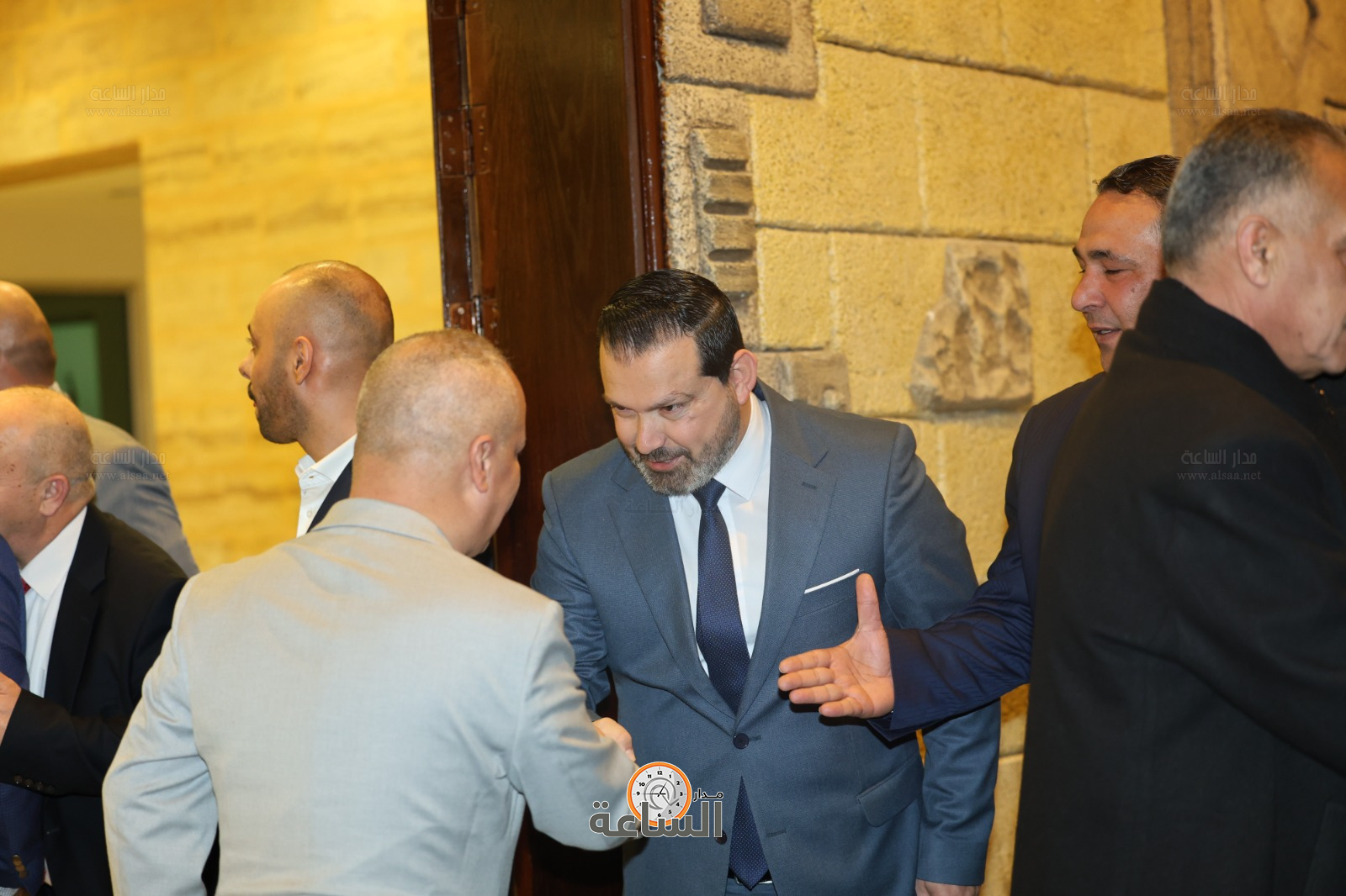 Madar Al-Saa Images 0.2426790949611406