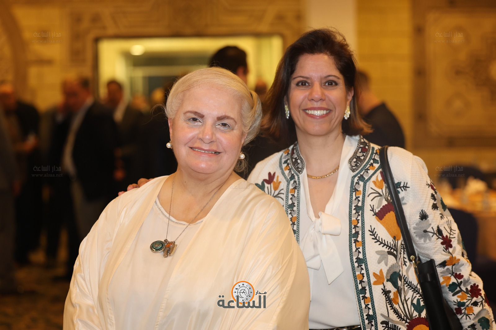 Madar Al-Saa Images 0.8150437326035969