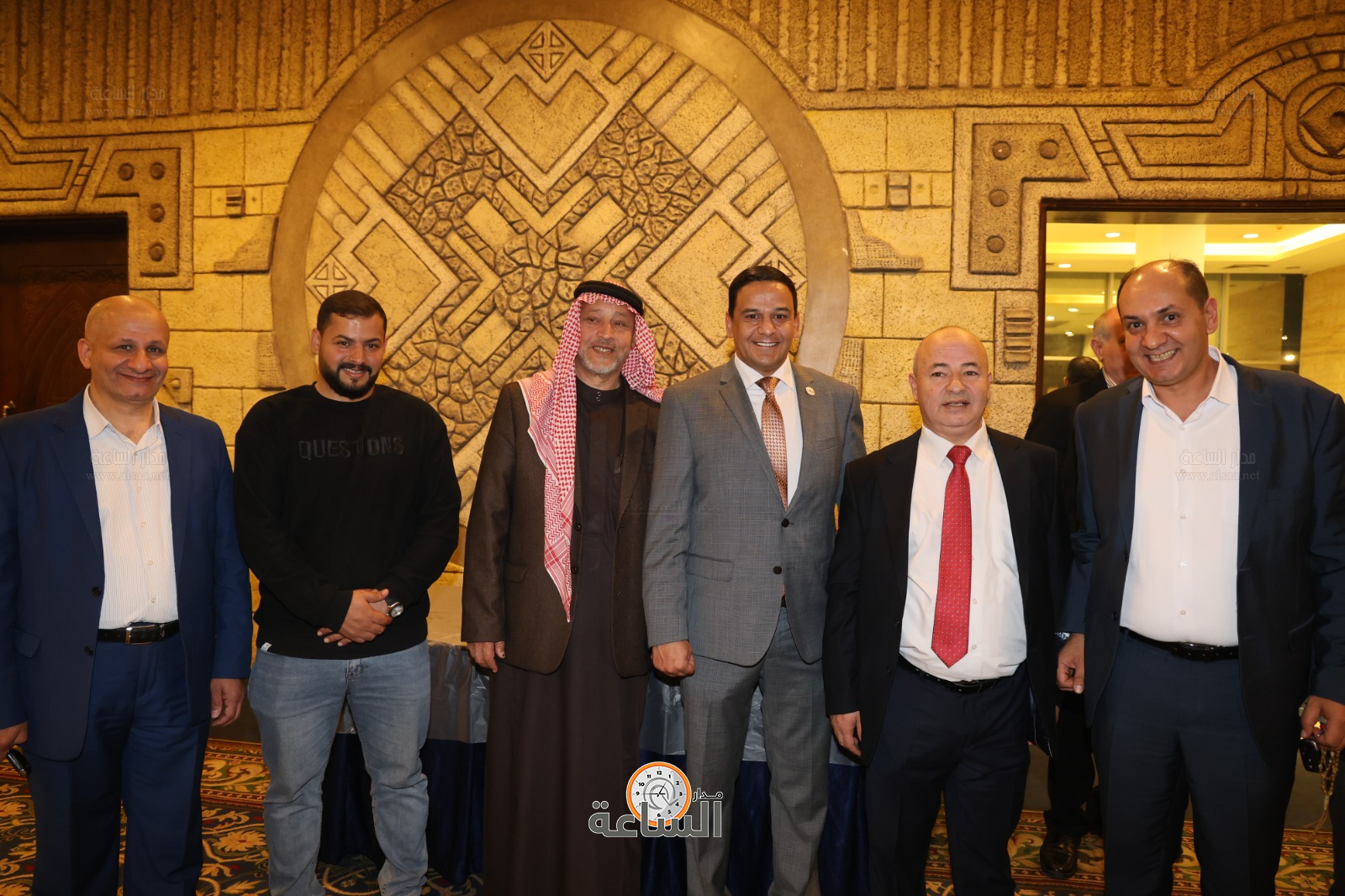 Madar Al-Saa Images 0.8356874344277705