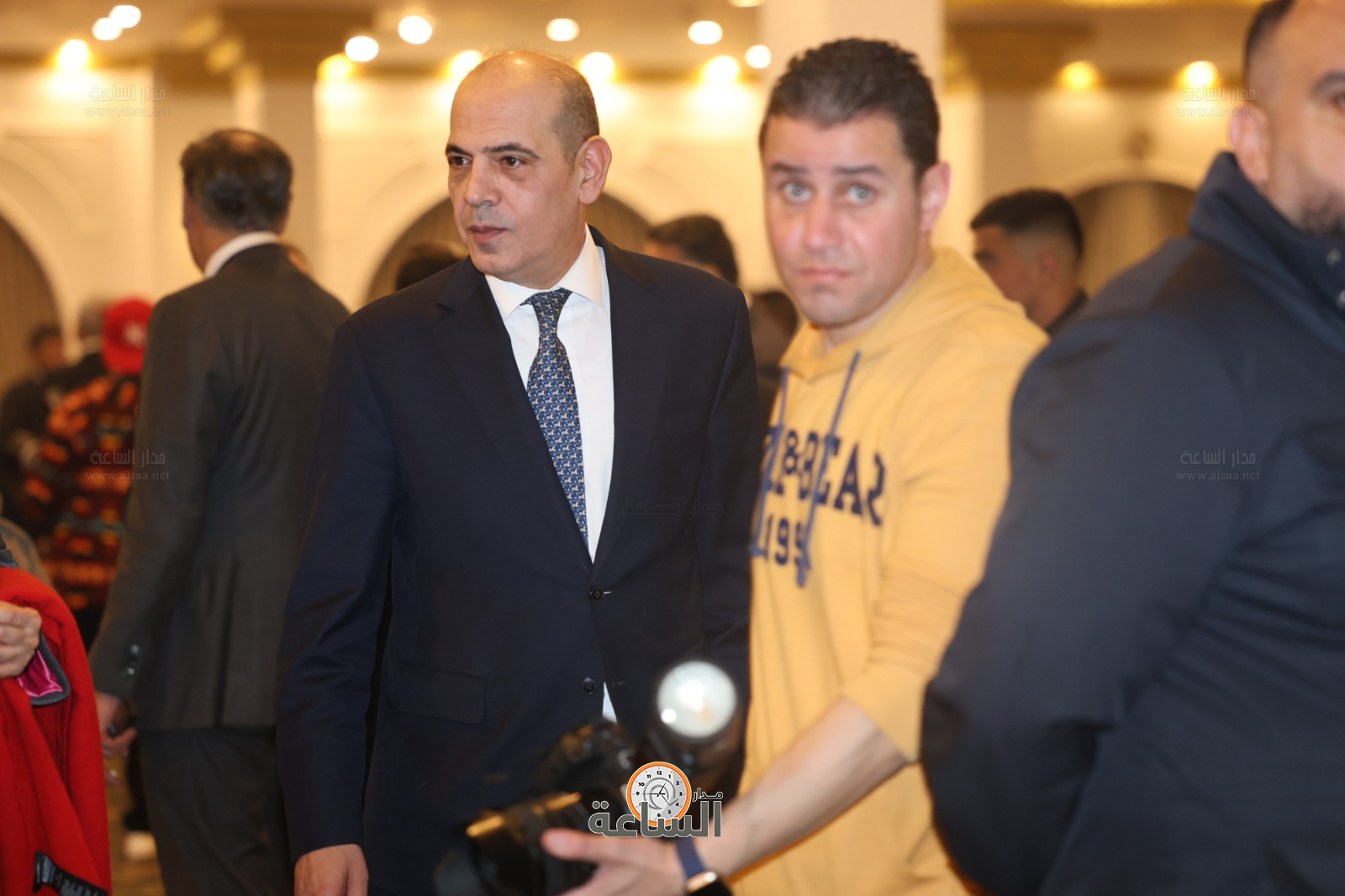 Madar Al-Saa Images 0.5253114408180926