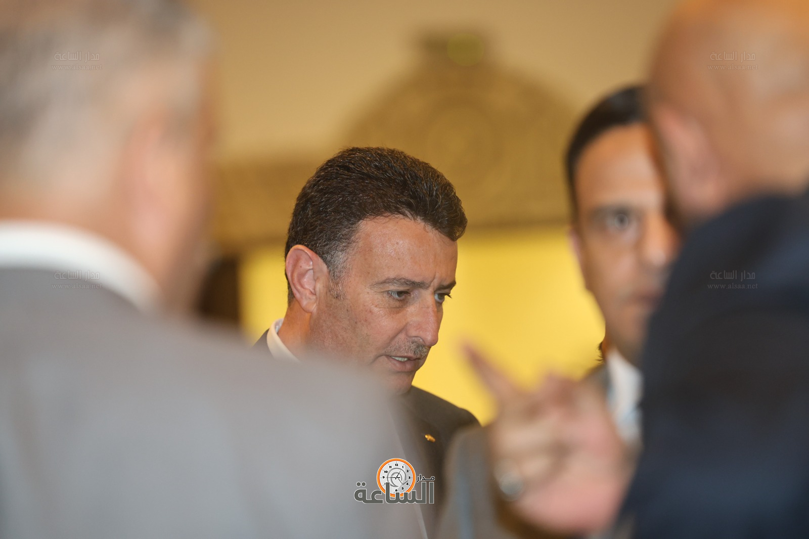 Madar Al-Saa Images 0.9000141152656227