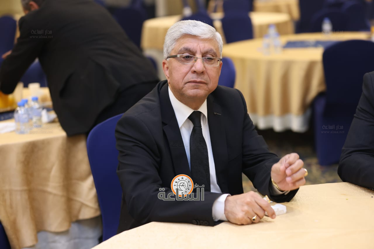 Madar Al-Saa Images 0.4176074348754202