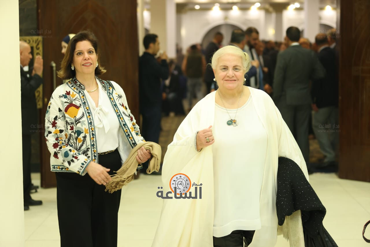 Madar Al-Saa Images 0.8609552963605891