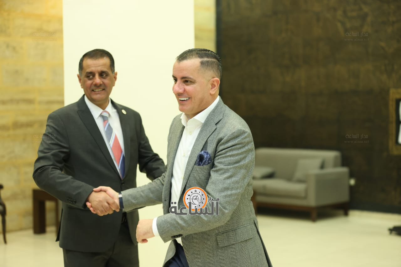 Madar Al-Saa Images 0.8674543939855421