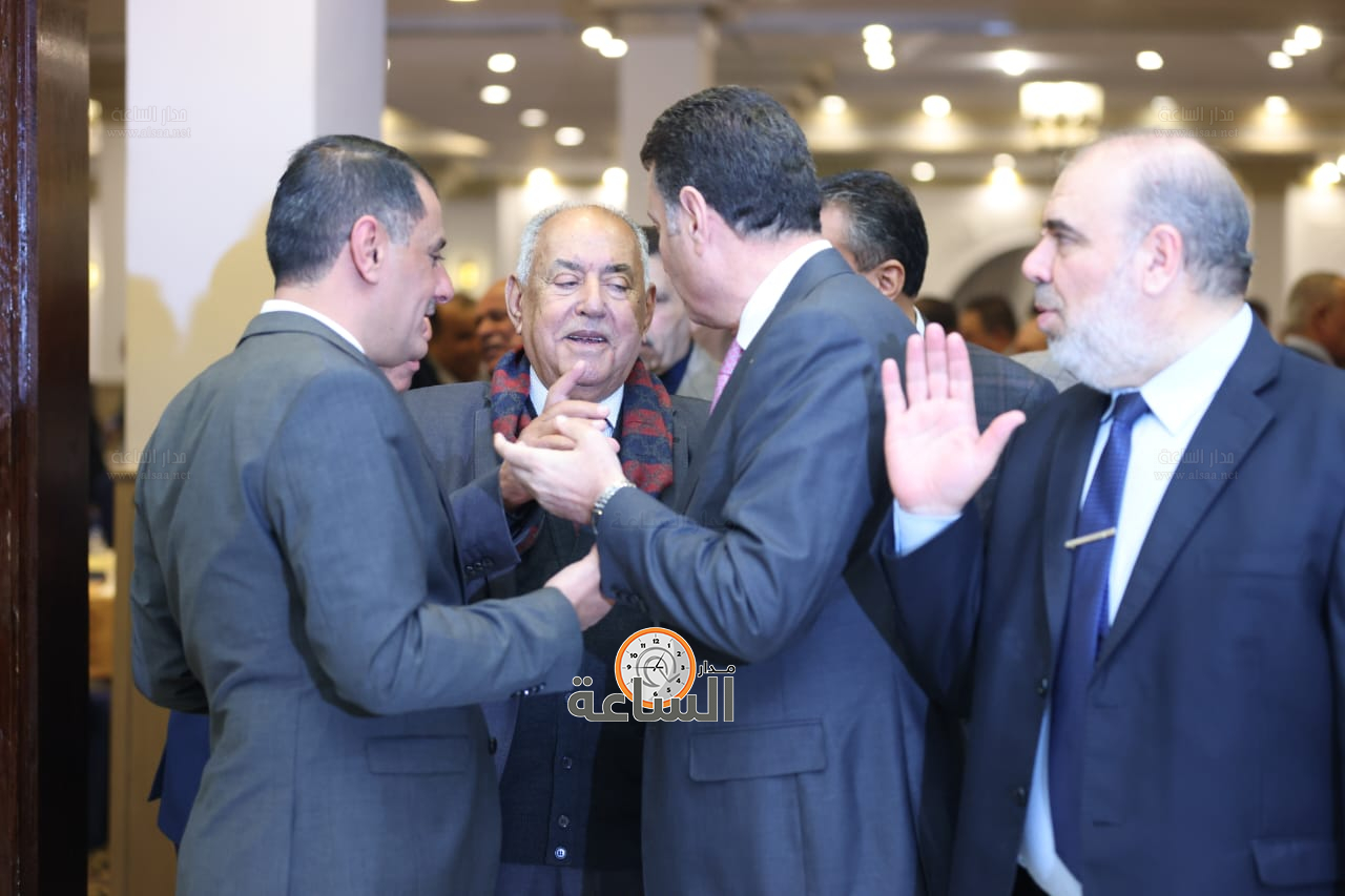 Madar Al-Saa Images 0.9458981947781613