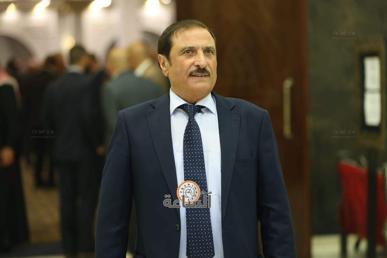 Madar Al-Saa Images 0.9934619043911201