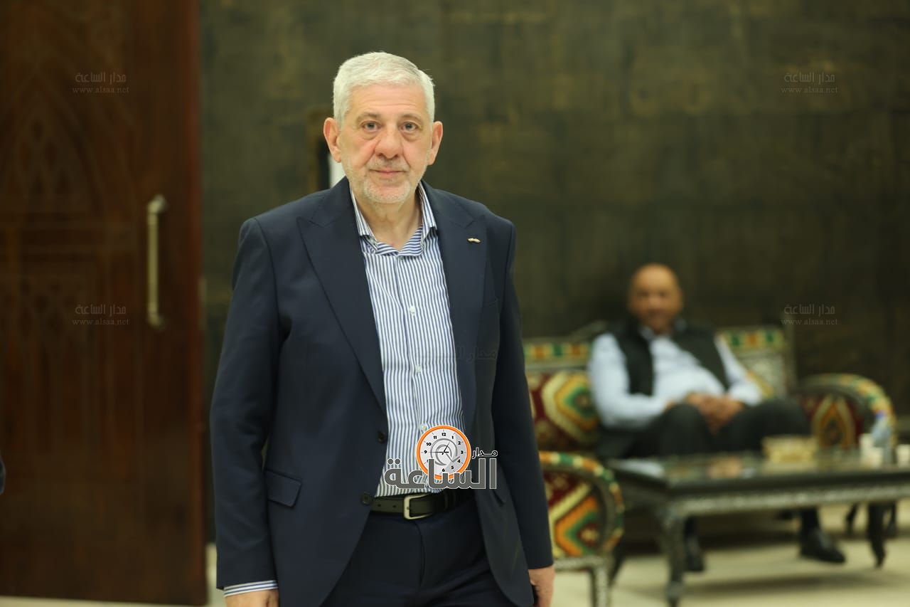 Madar Al-Saa Images 0.3589006552029643