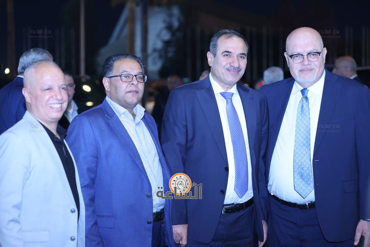 Madar Al-Saa Images 0.45783837616455214