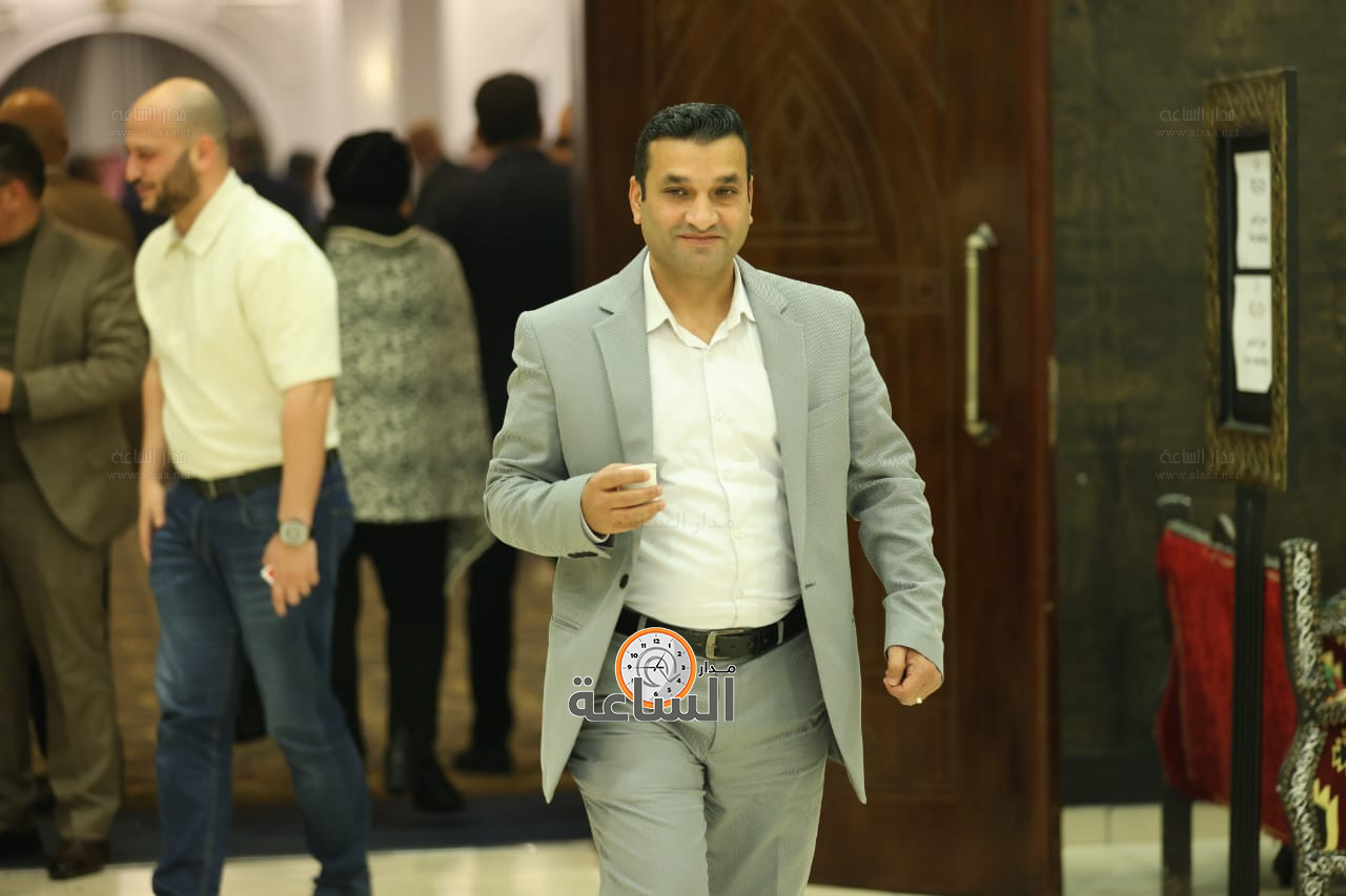 Madar Al-Saa Images 0.3569655636127602