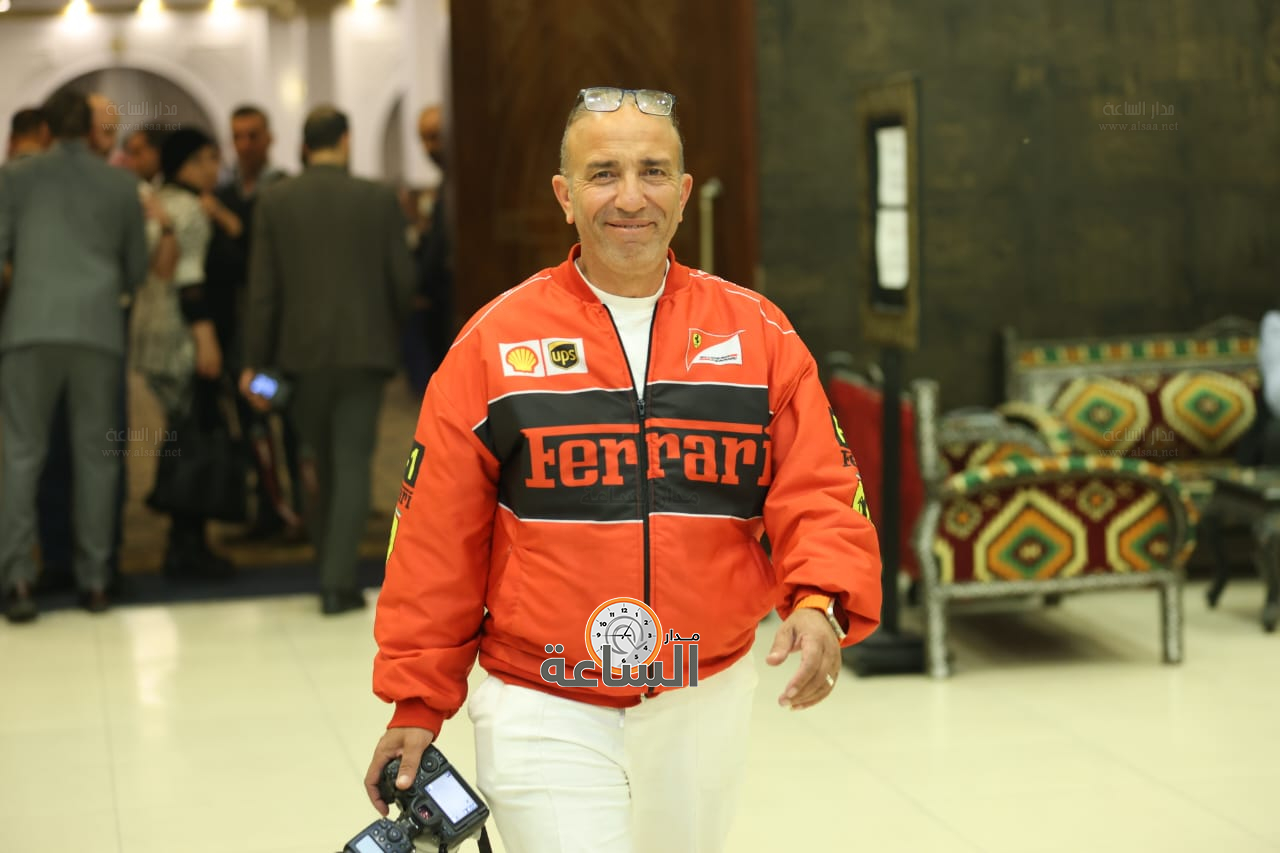 Madar Al-Saa Images 0.03747703290774029