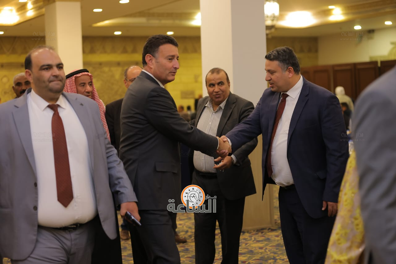 Madar Al-Saa Images 0.4147370325758637