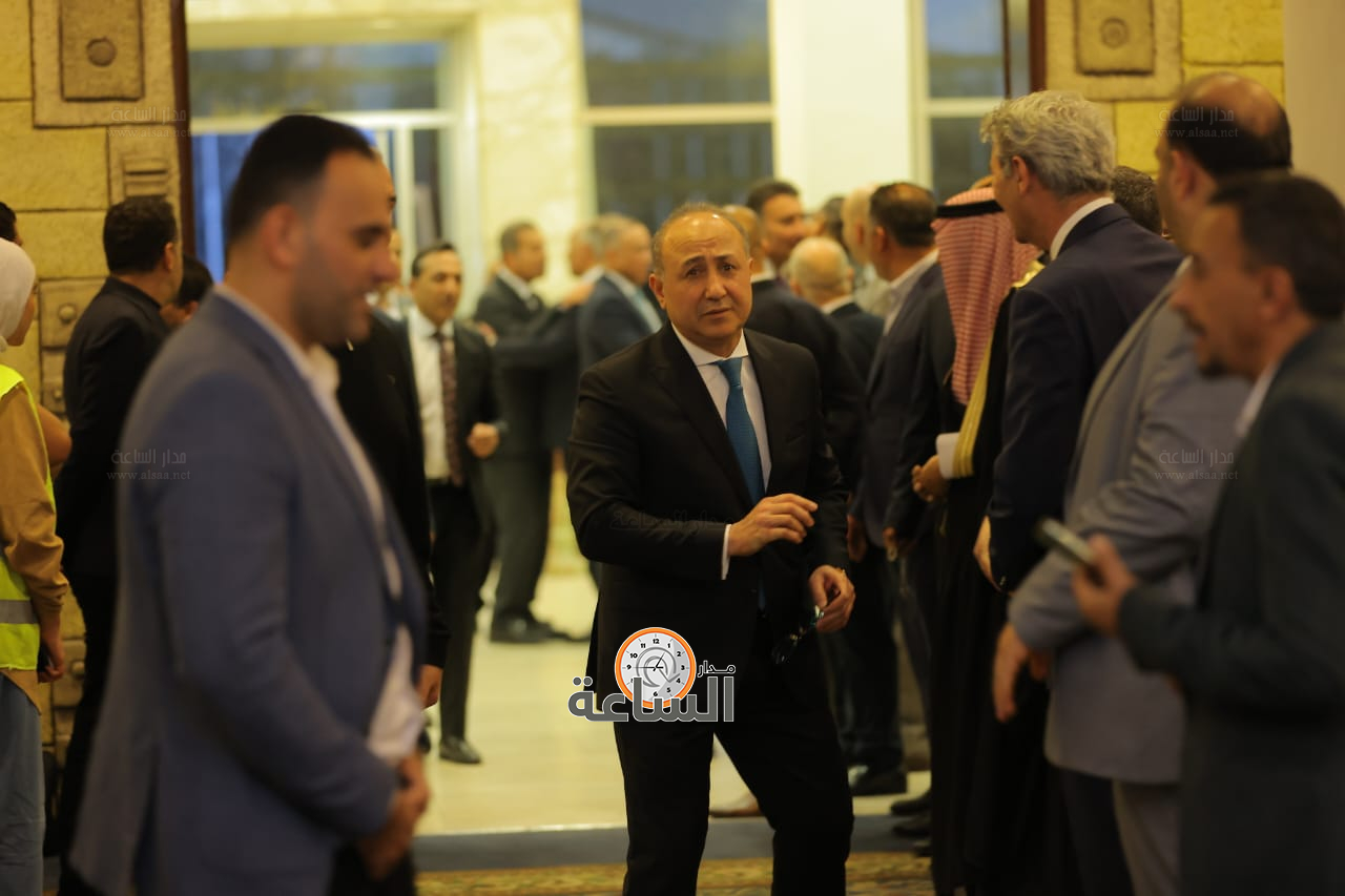 Madar Al-Saa Images 0.3143605752439991