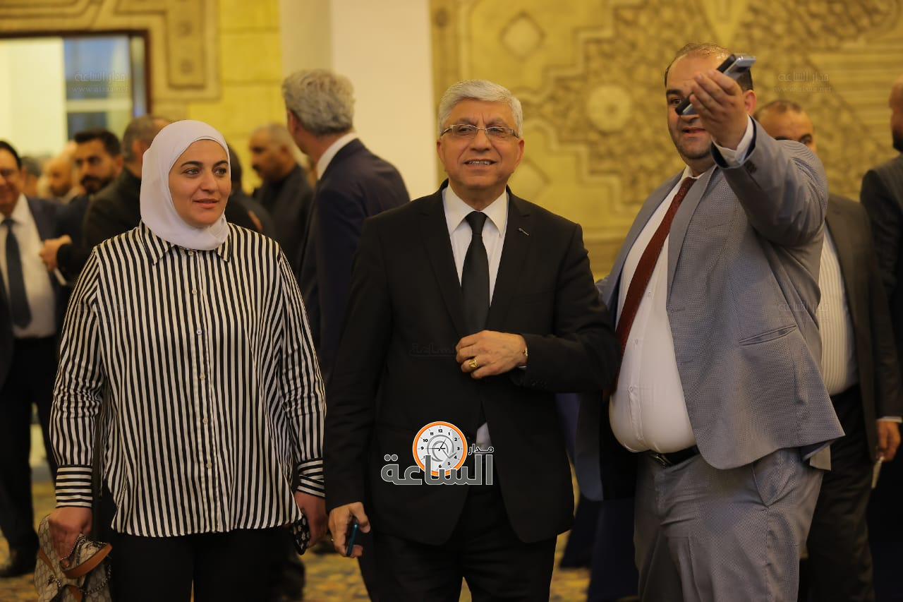 Madar Al-Saa Images 0.5149895350227864