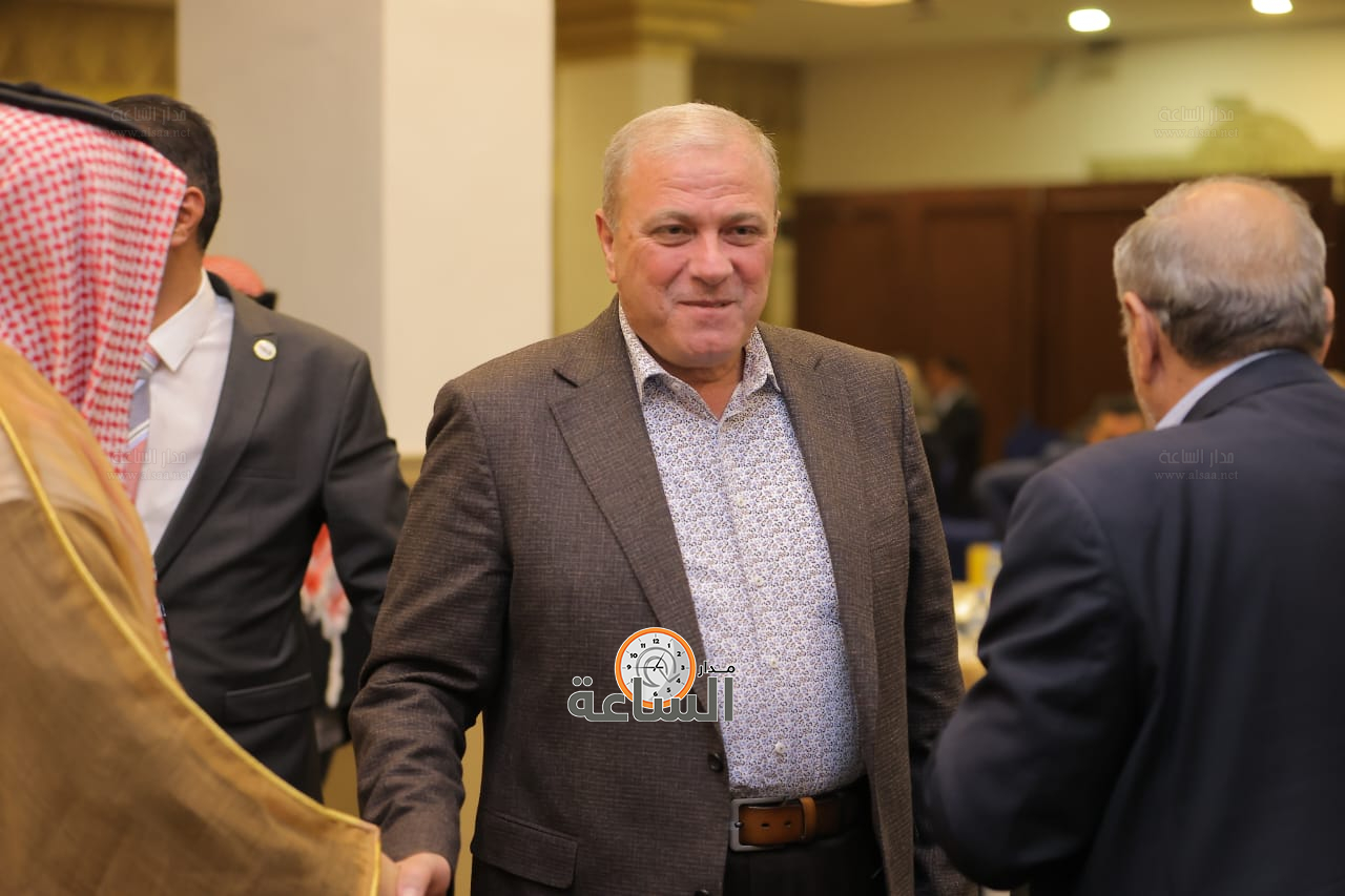 Madar Al-Saa Images 0.3397646779444434