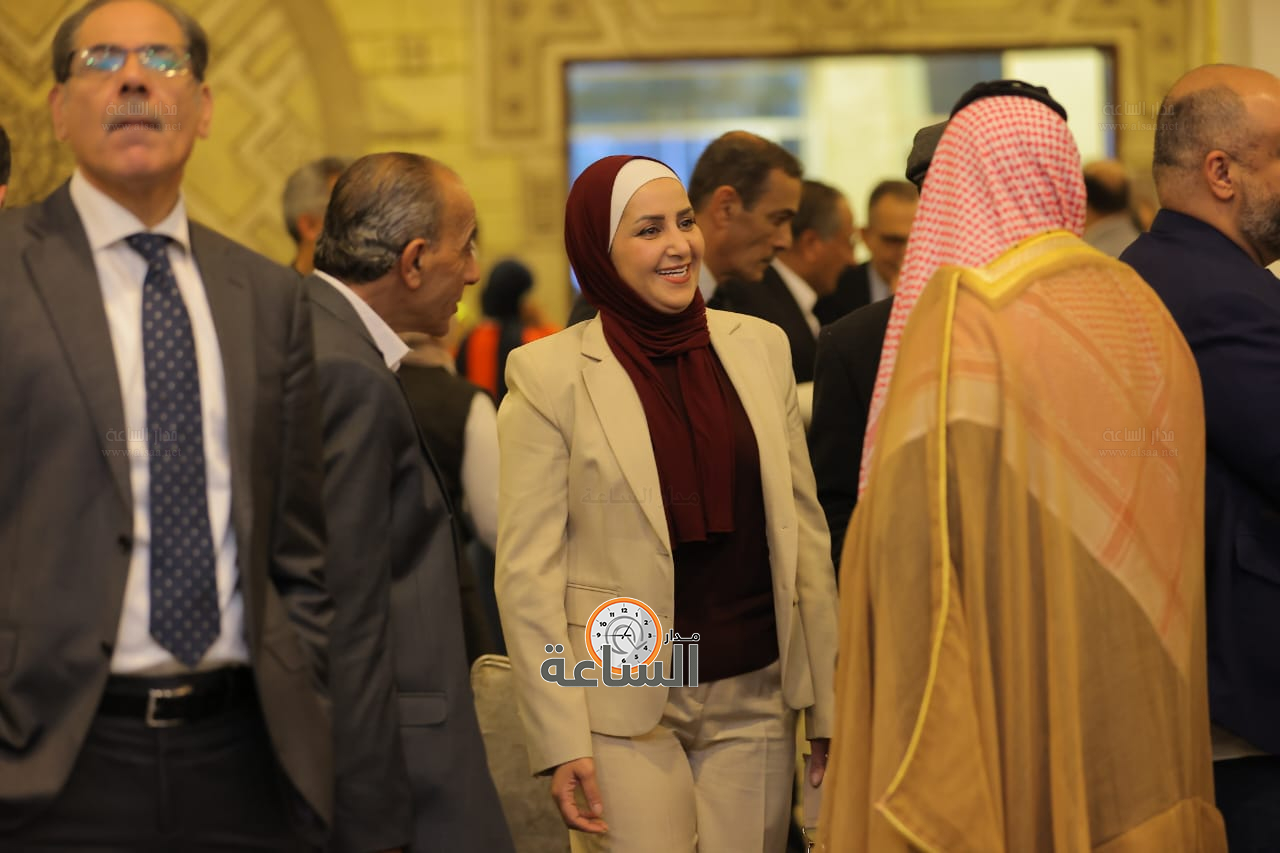 Madar Al-Saa Images 0.12311512788222778