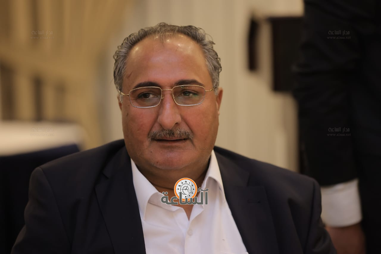 Madar Al-Saa Images 0.7855510835502852