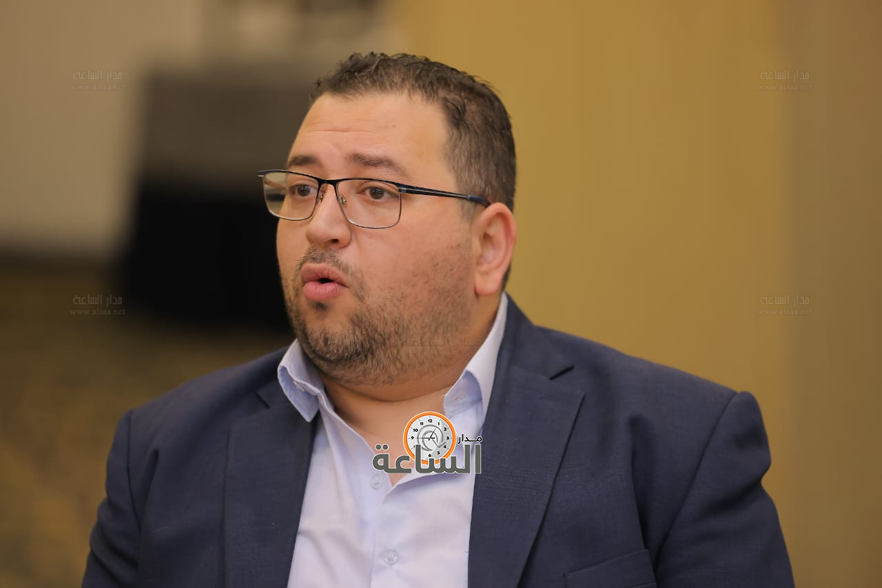 Madar Al-Saa Images 0.09839929771233602