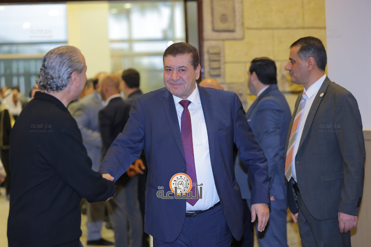 Madar Al-Saa Images 0.9452012535643137