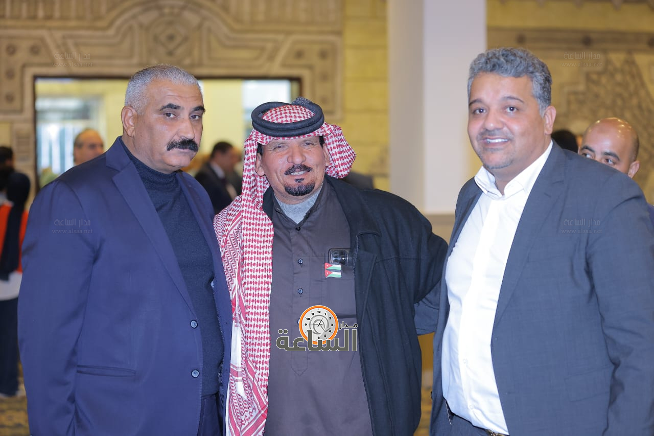 Madar Al-Saa Images 0.4299149565668412