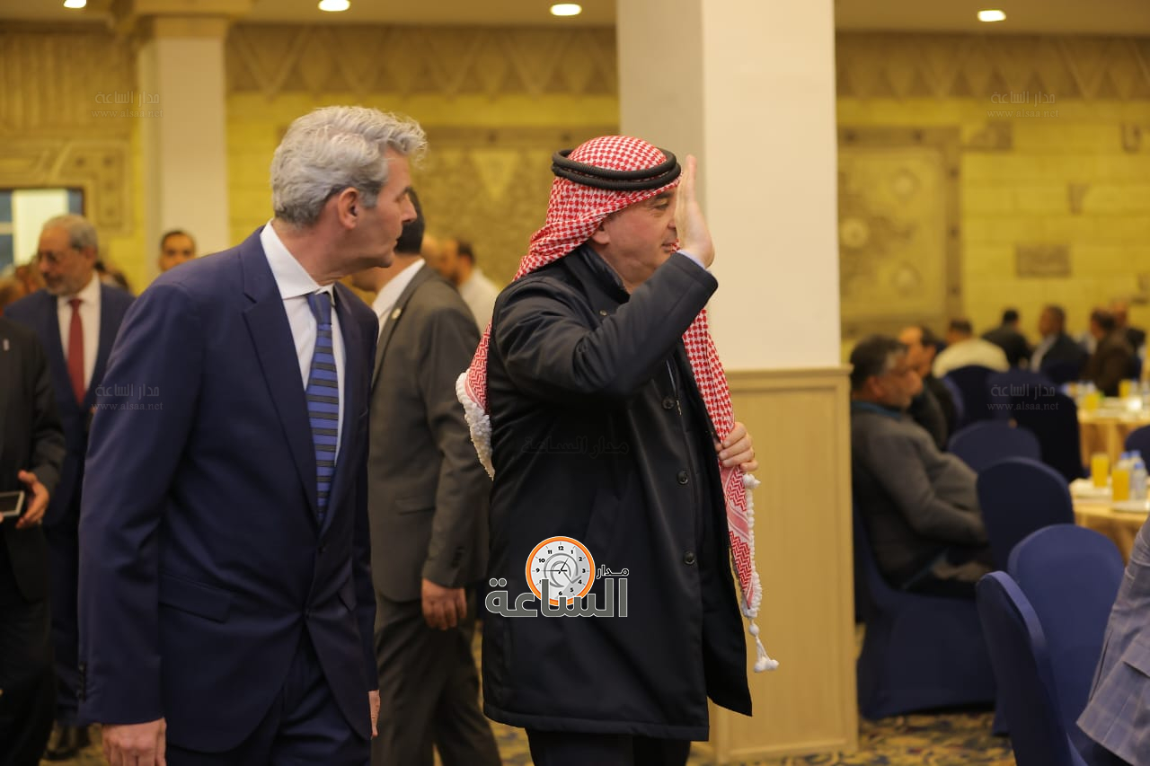 Madar Al-Saa Images 0.4939444664836423