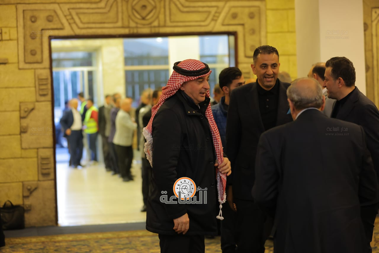 Madar Al-Saa Images 0.45114187888433244