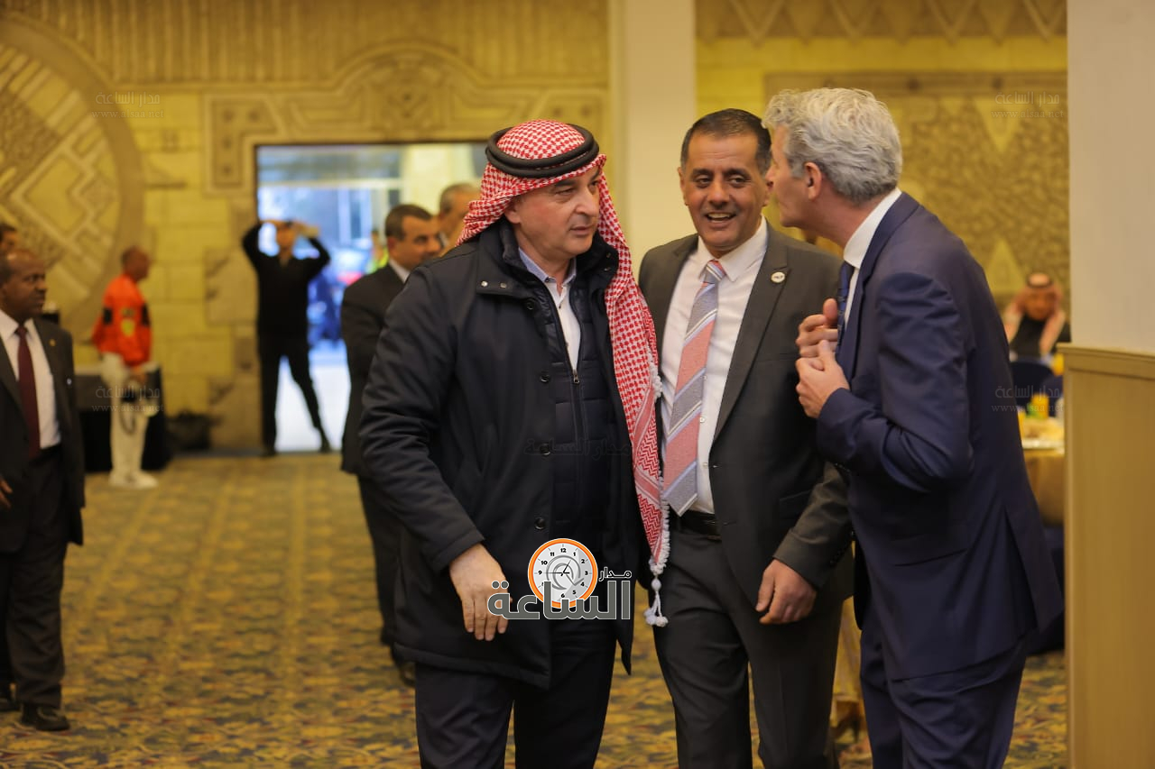 Madar Al-Saa Images 0.04595655261193721