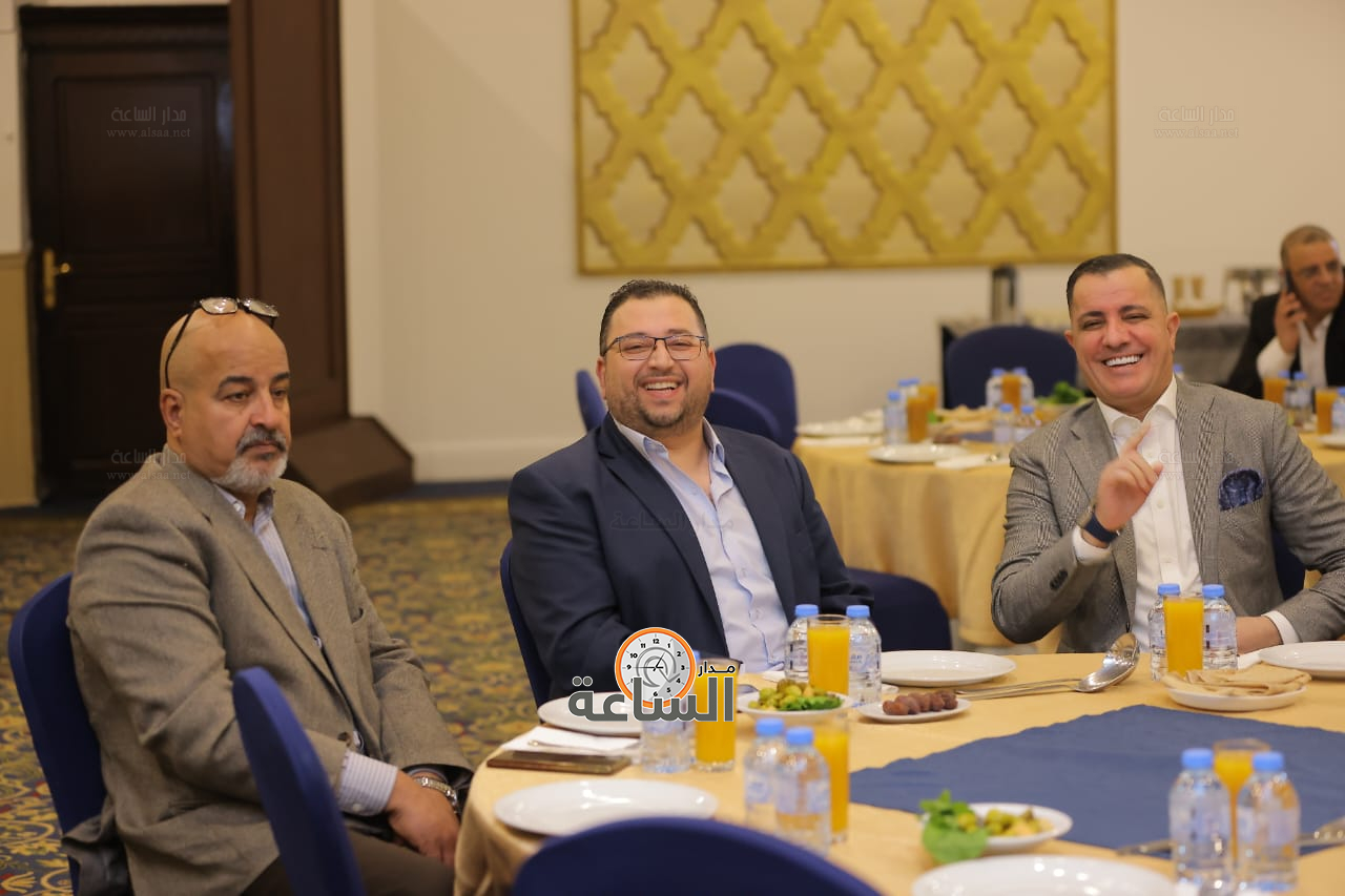 Madar Al-Saa Images 0.9867566357311865