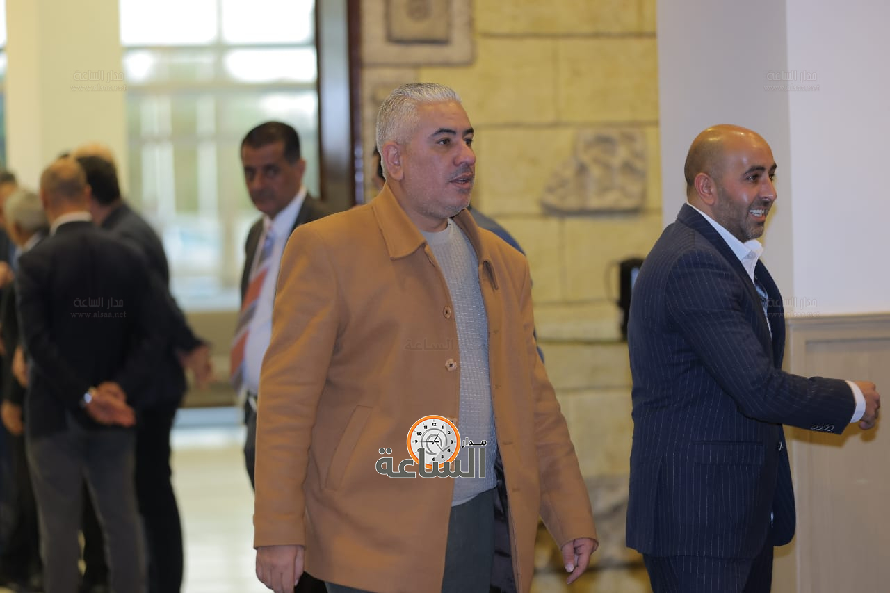 Madar Al-Saa Images 0.6194128260439775