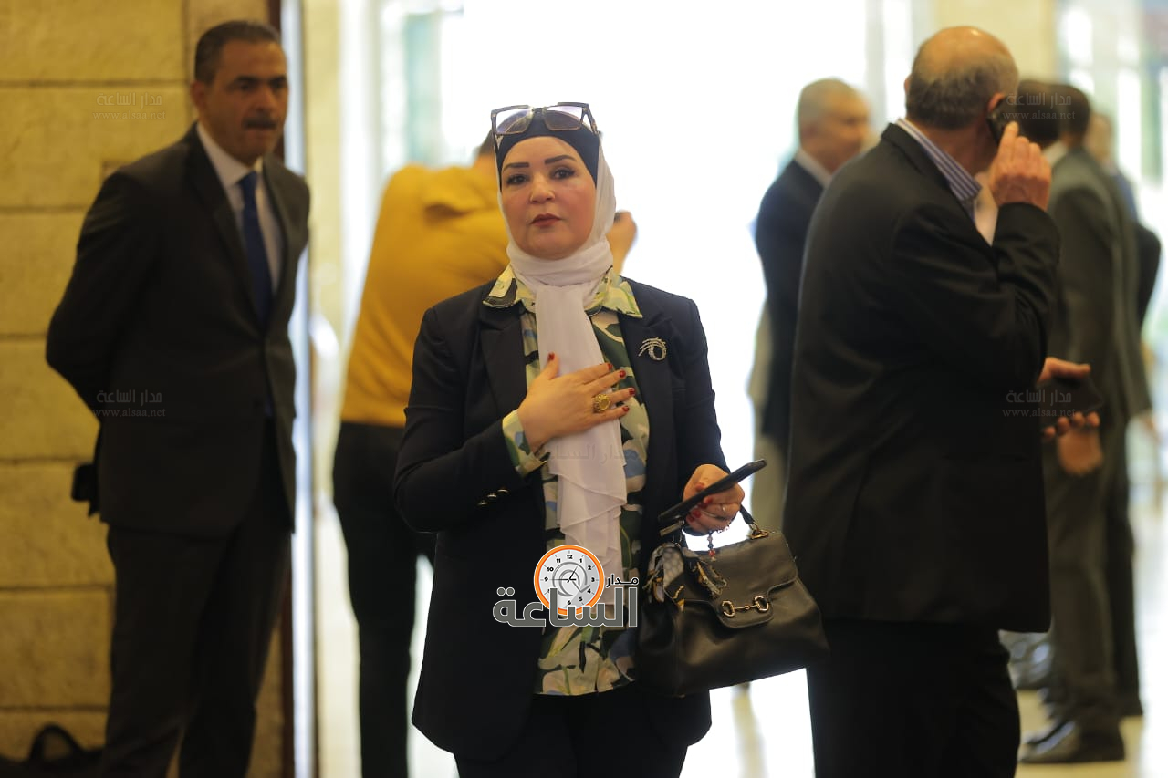 Madar Al-Saa Images 0.15659153169243334