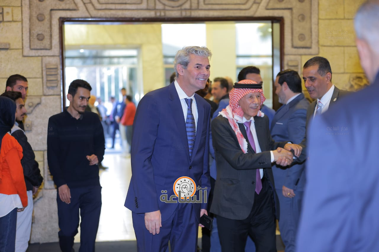 Madar Al-Saa Images 0.8058764722130025