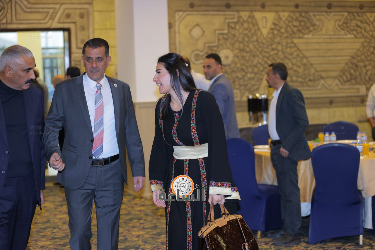 Madar Al-Saa Images 0.15112669169795856