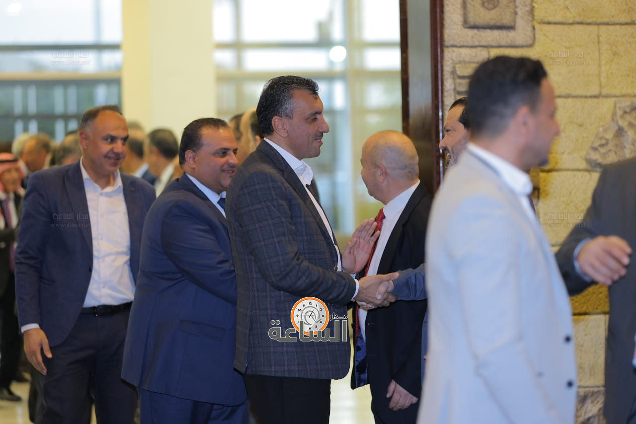 Madar Al-Saa Images 0.4494951973626249