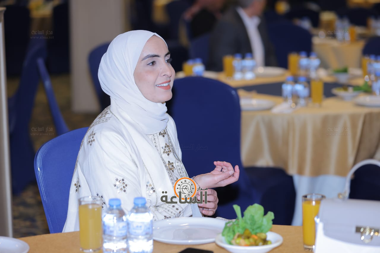 Madar Al-Saa Images 0.7151070357929992