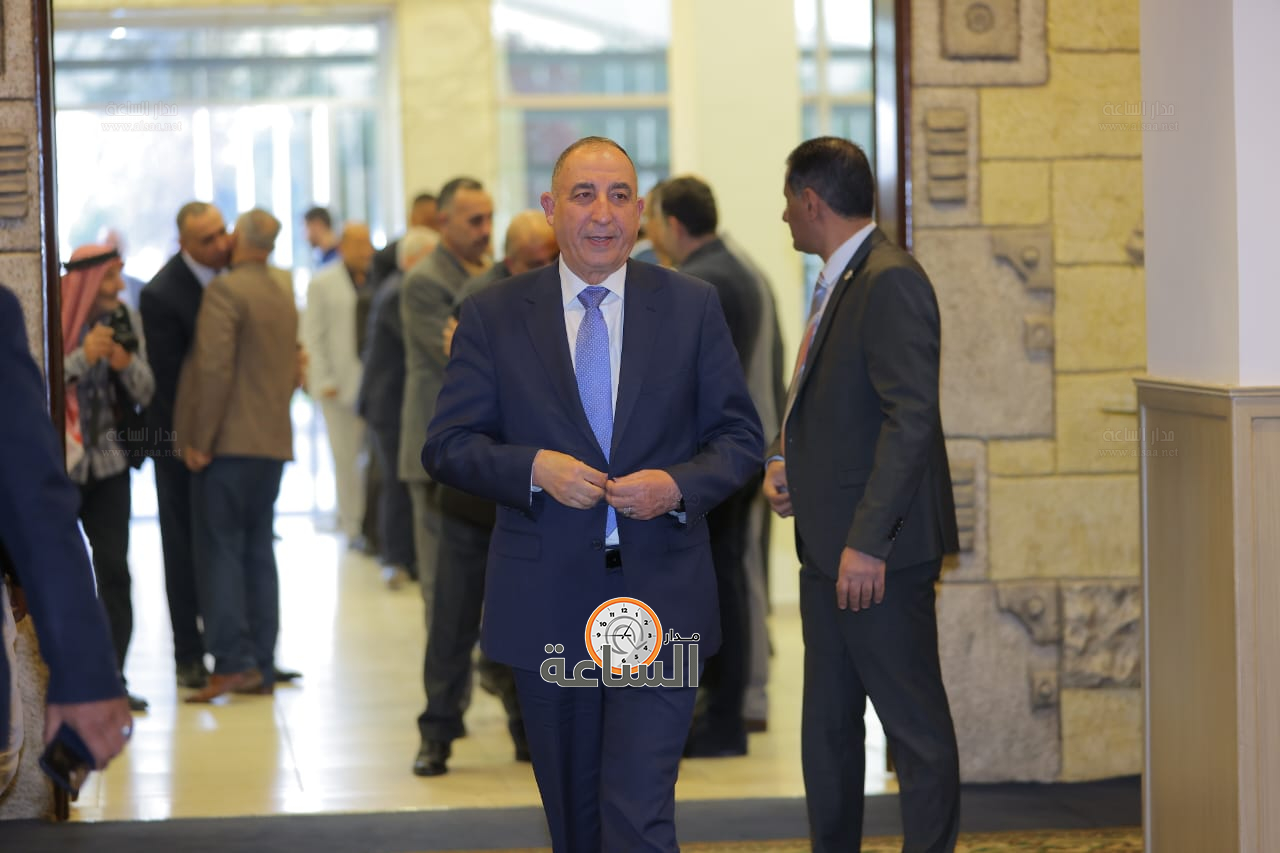 Madar Al-Saa Images 0.23432552810245988