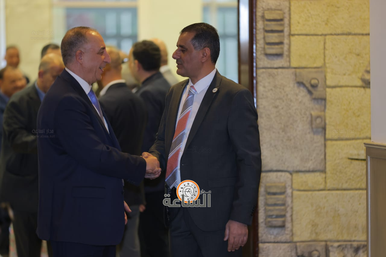 Madar Al-Saa Images 0.9326274344265686