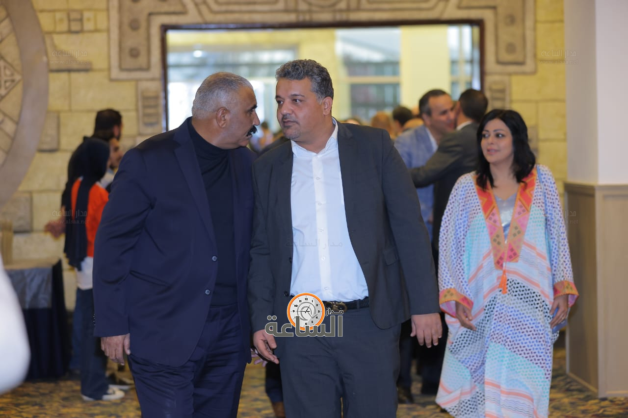 Madar Al-Saa Images 0.6742365320776424