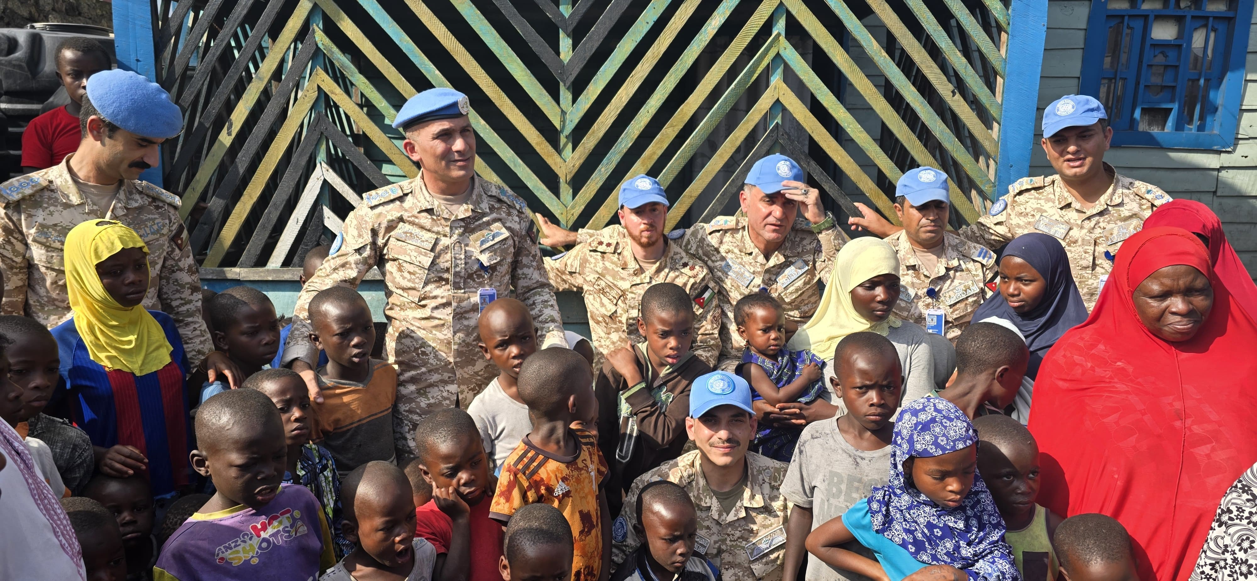 Madar Al-Saa Images 0.04471167799603015