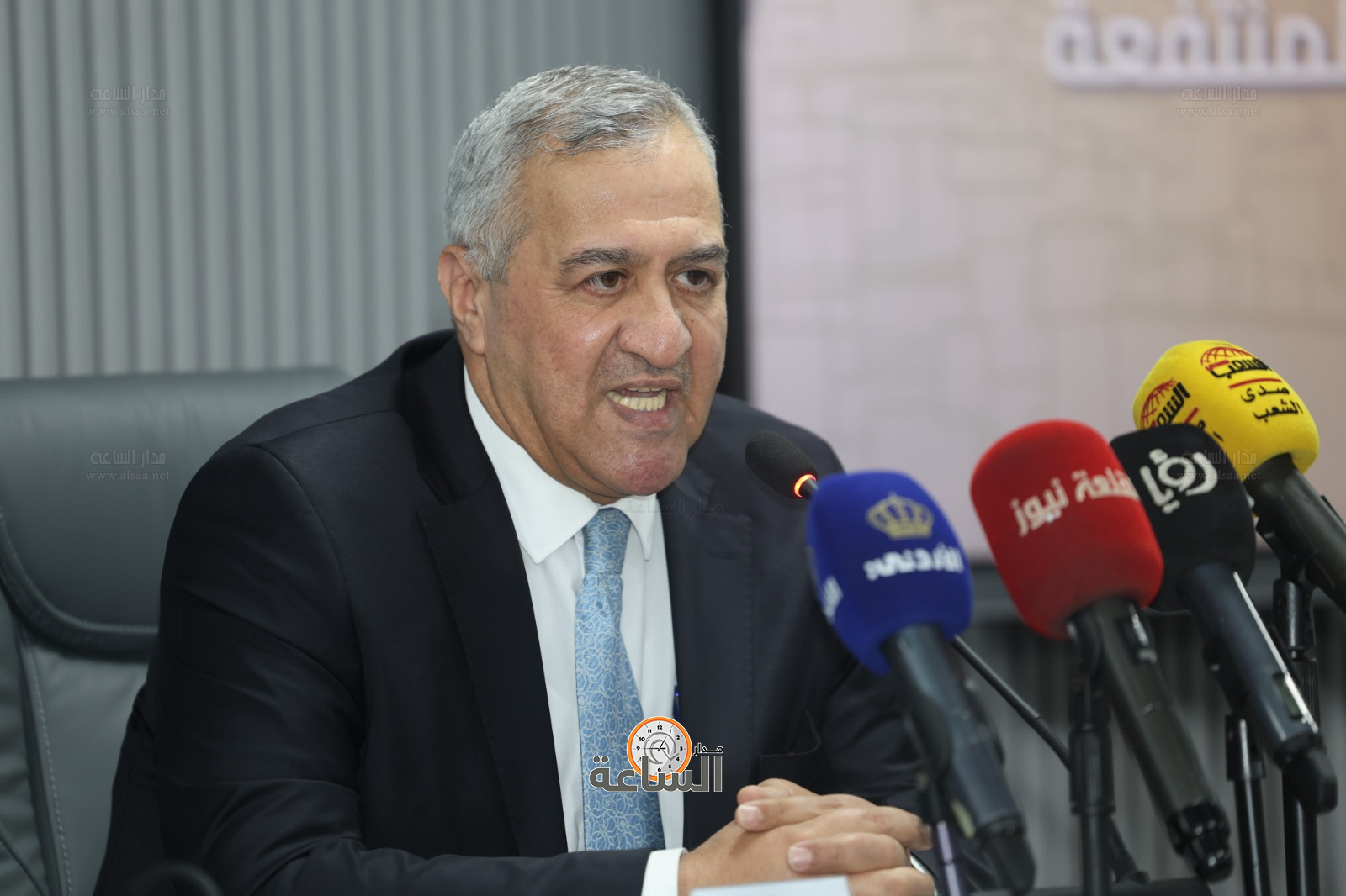 Madar Al-Saa Images 0.7606583476759288