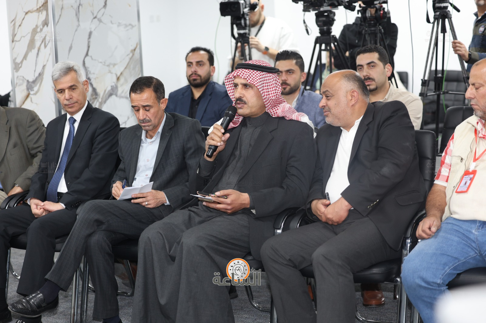 Madar Al-Saa Images 0.1258553264866109