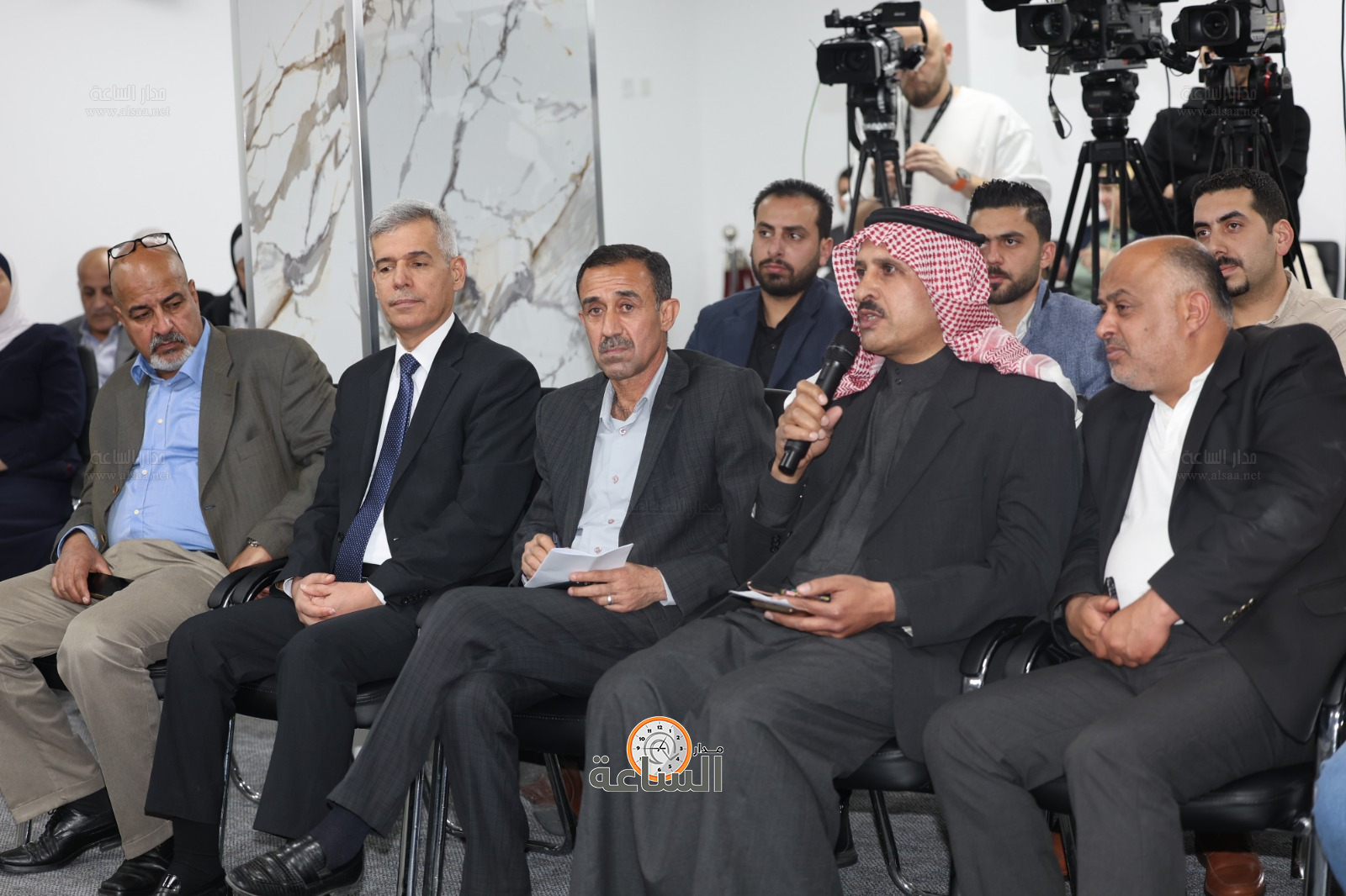 Madar Al-Saa Images 0.16632757626938544