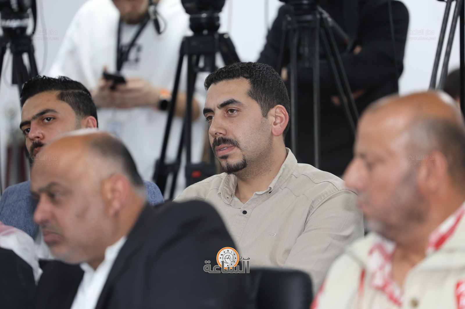 Madar Al-Saa Images 0.12026032449075563