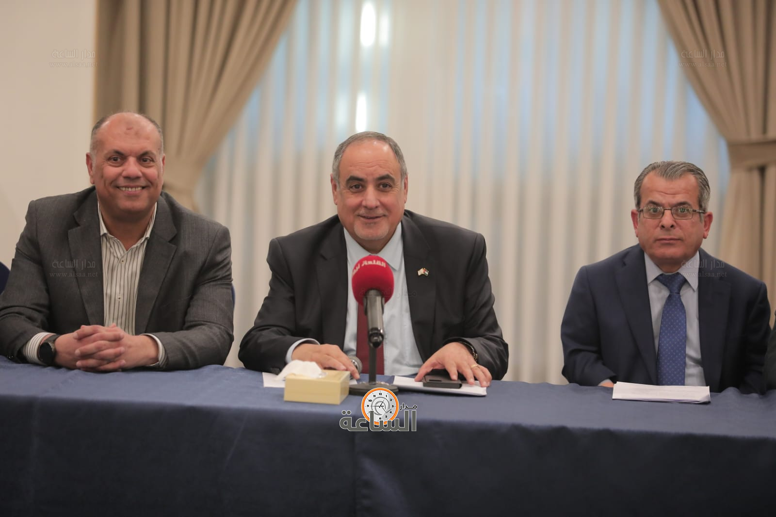 Madar Al-Saa Images 0.35829994267227105