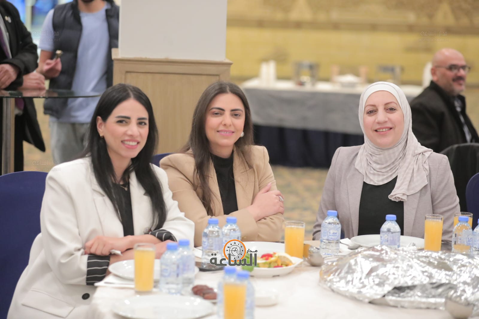 Madar Al-Saa Images 0.860518330212142