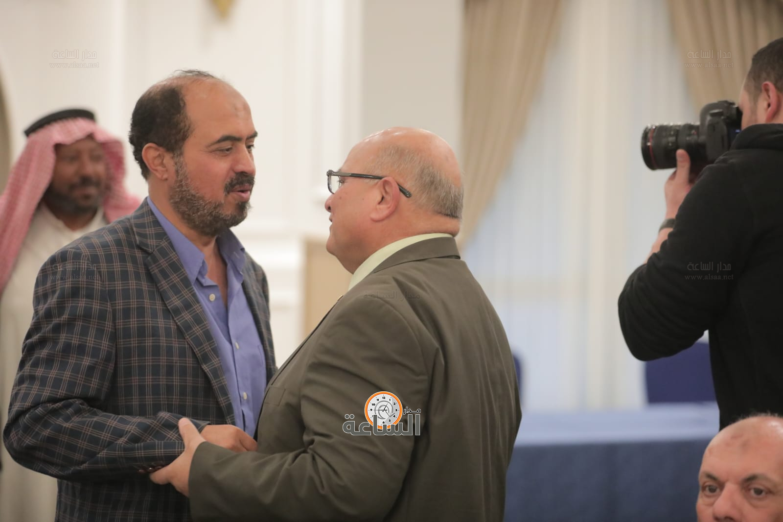 Madar Al-Saa Images 0.23410507098423228