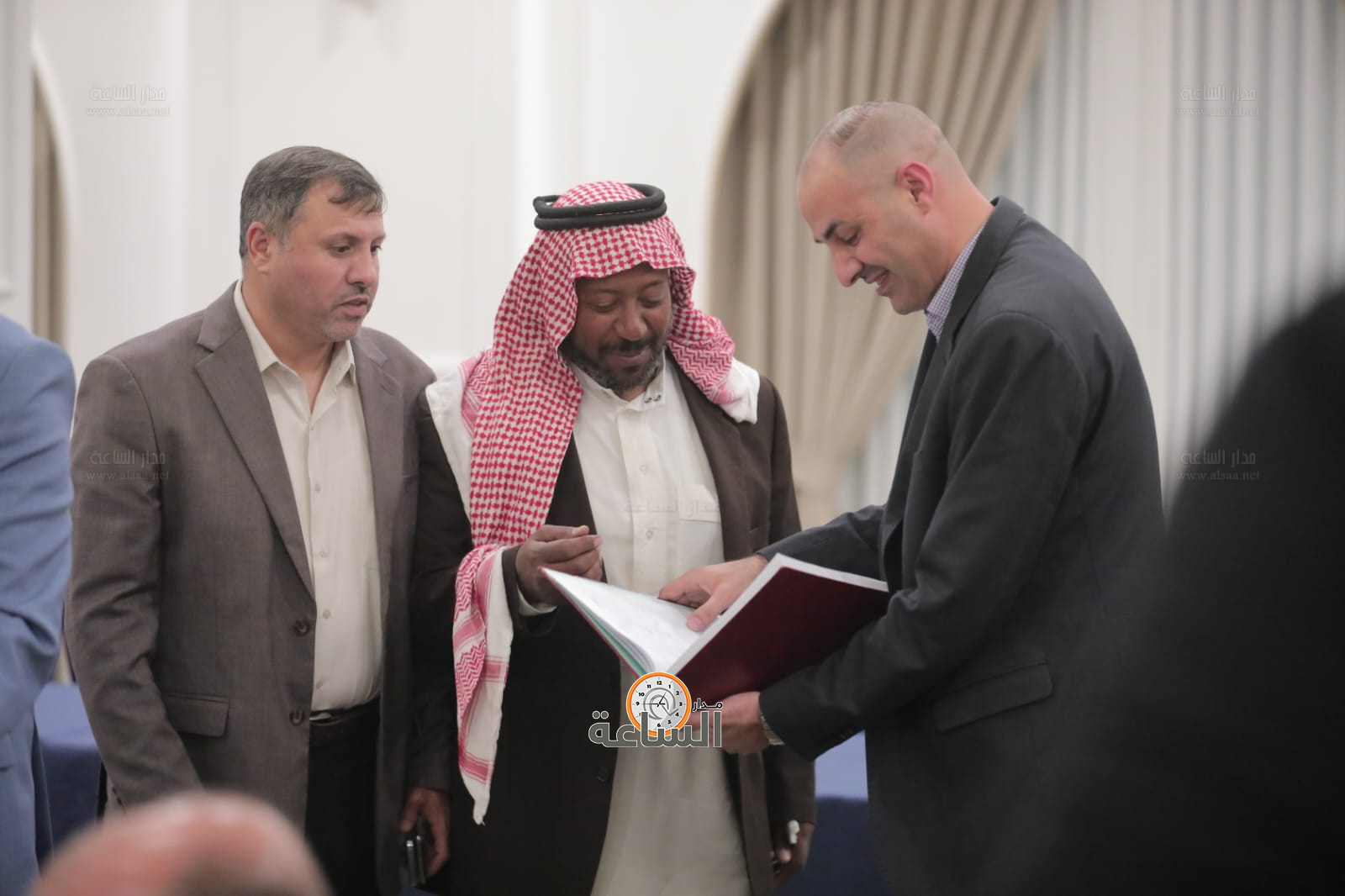 Madar Al-Saa Images 0.3230056491578084