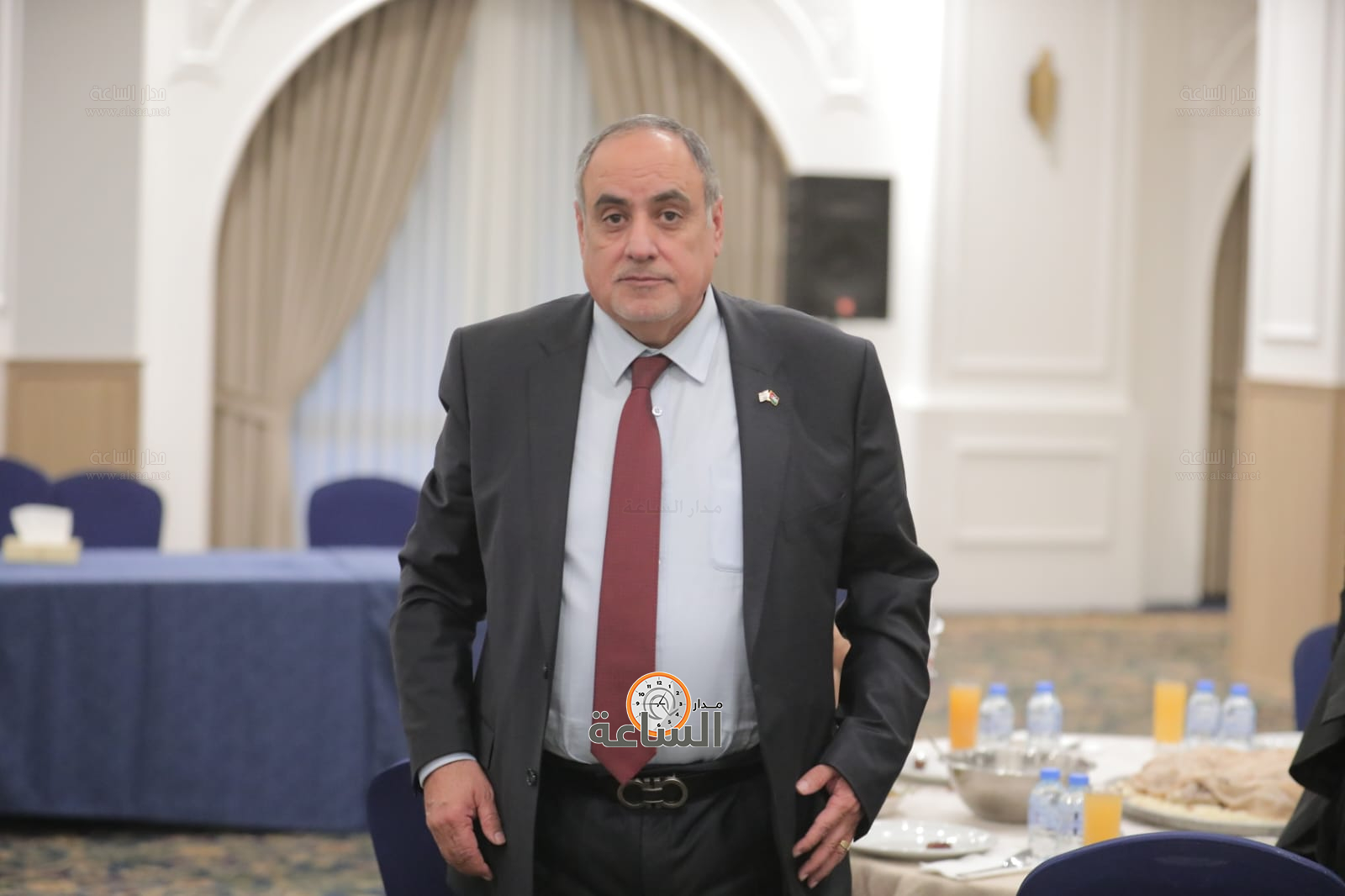 Madar Al-Saa Images 0.00037300655107674885